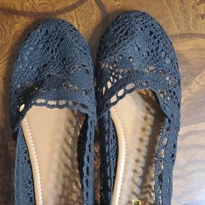 Ollio black lace flats